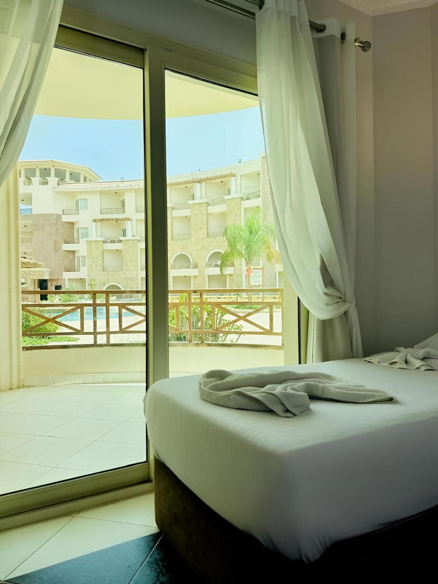 Royal Beach Serviced Apartments Hurghada Exterior foto