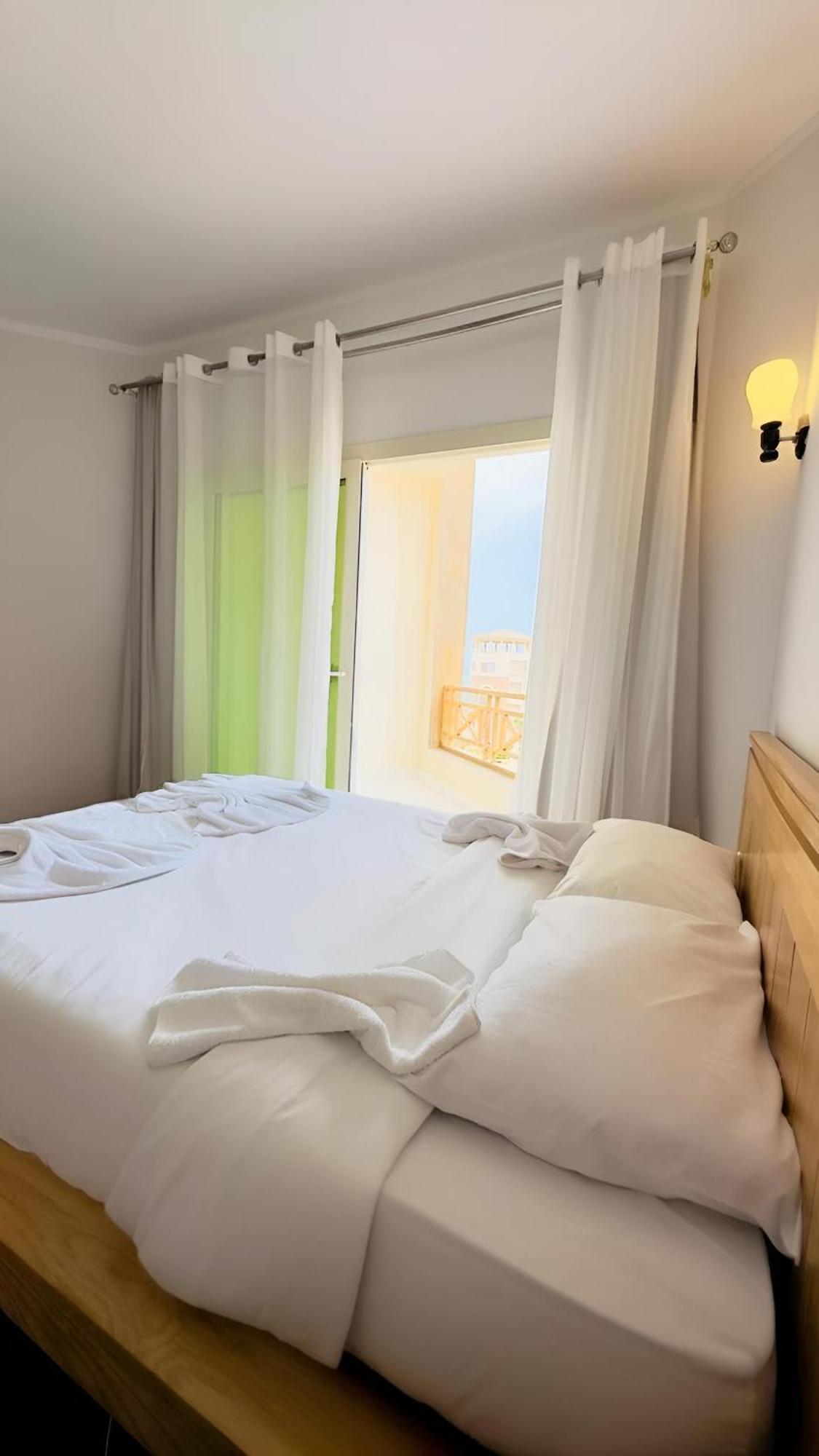 Royal Beach Serviced Apartments Hurghada Exterior foto