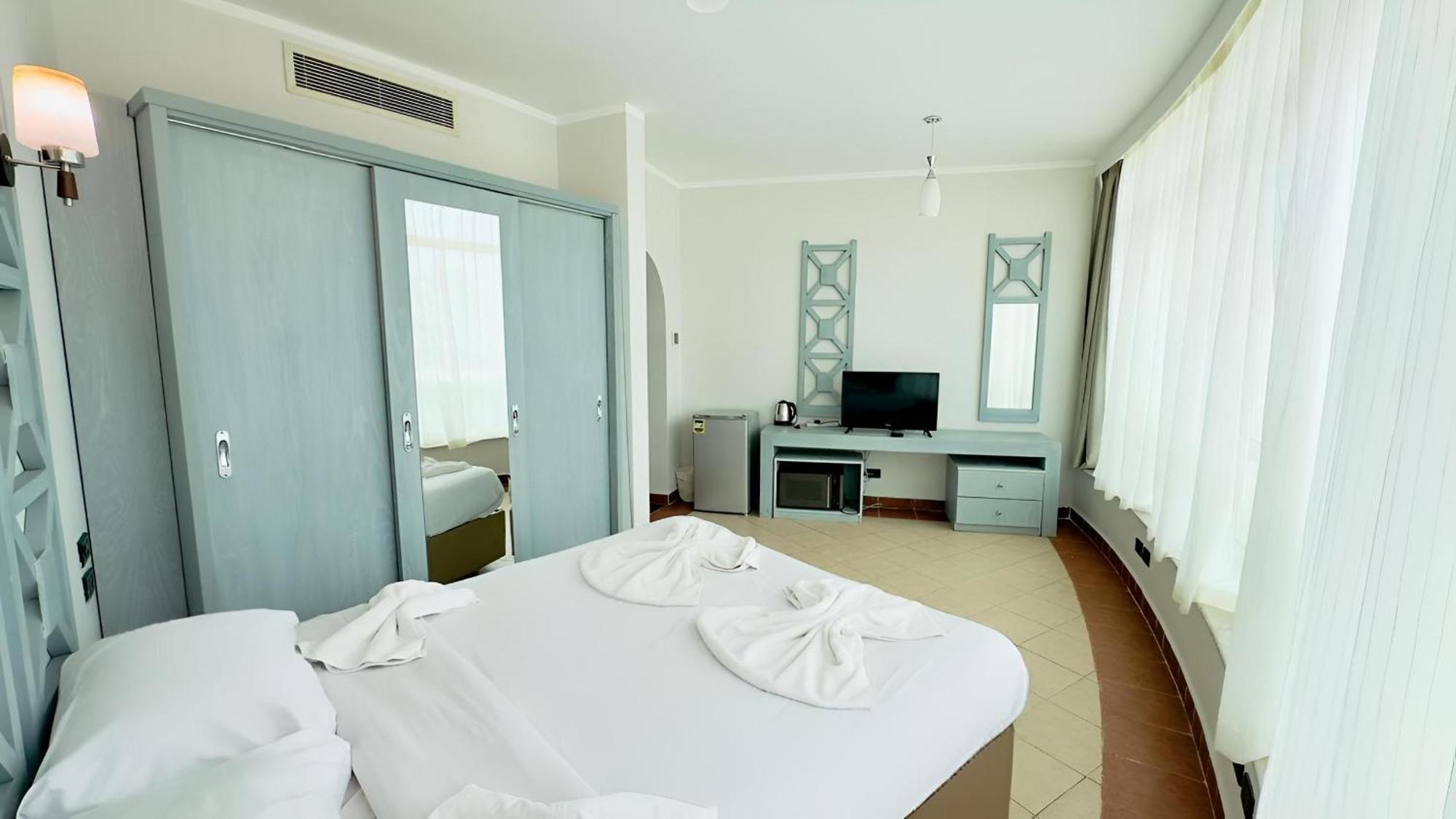 Royal Beach Serviced Apartments Hurghada Exterior foto